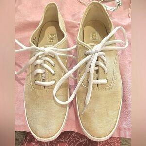 KEDS Tan Shimmer Sneakers. NEW Old Stock from Korea.Sz 8.5M. Slight glimmer NWOT